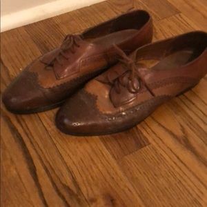 Vintage leather brogues
